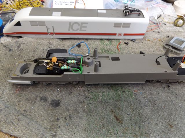 ICE 402 von Märklin