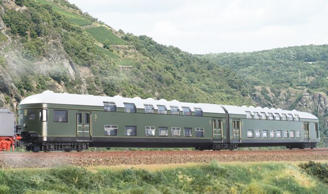 L&uuml;beck-B&uuml;chner