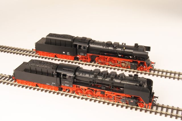 Neubaulok 504004 der DR